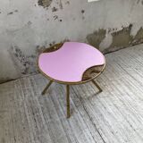 Table basse vintage en rotin rose