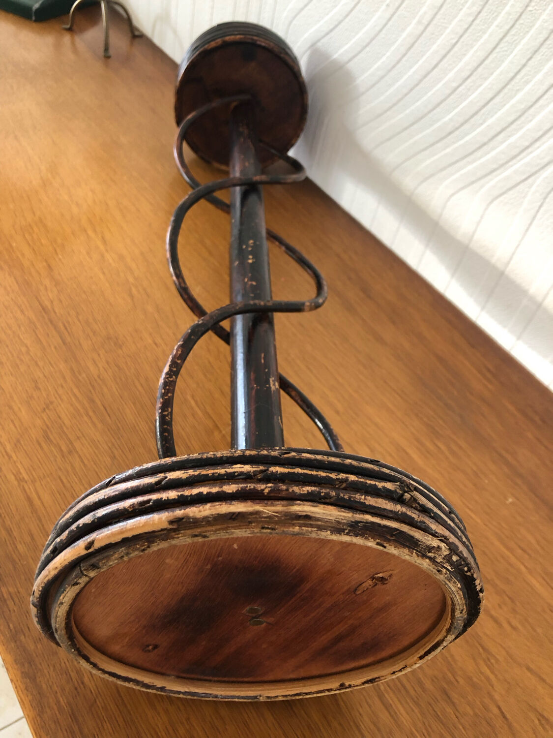 Plant holder in wicker vintage