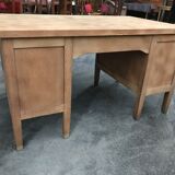 Administrative notary oak desk an aero erased