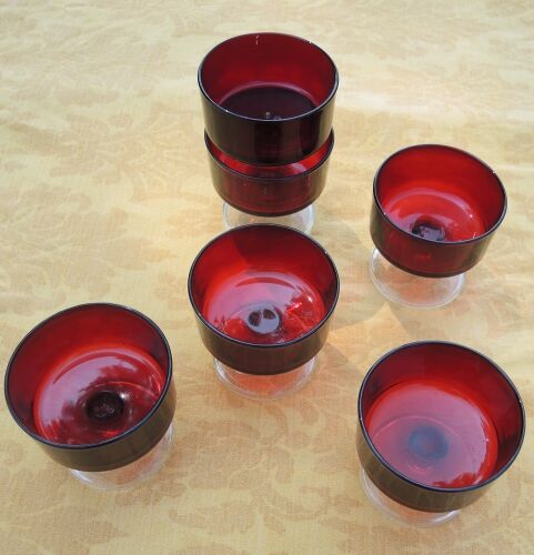 Set of 5 cups red Luminarc sweden vintage model