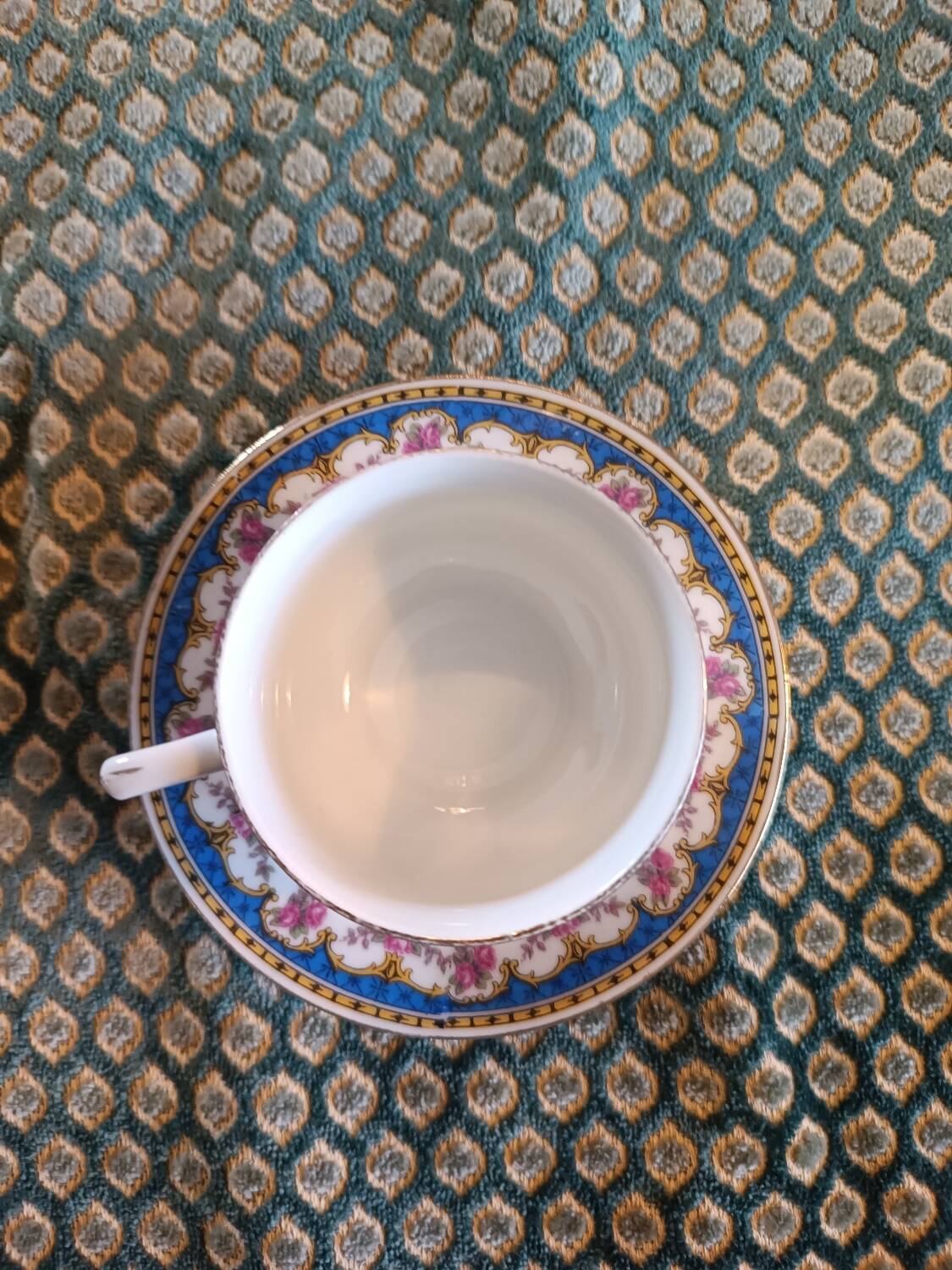 Set of 9 cups and 12 plates in P.N. Lamotte porcelain – blue decoration