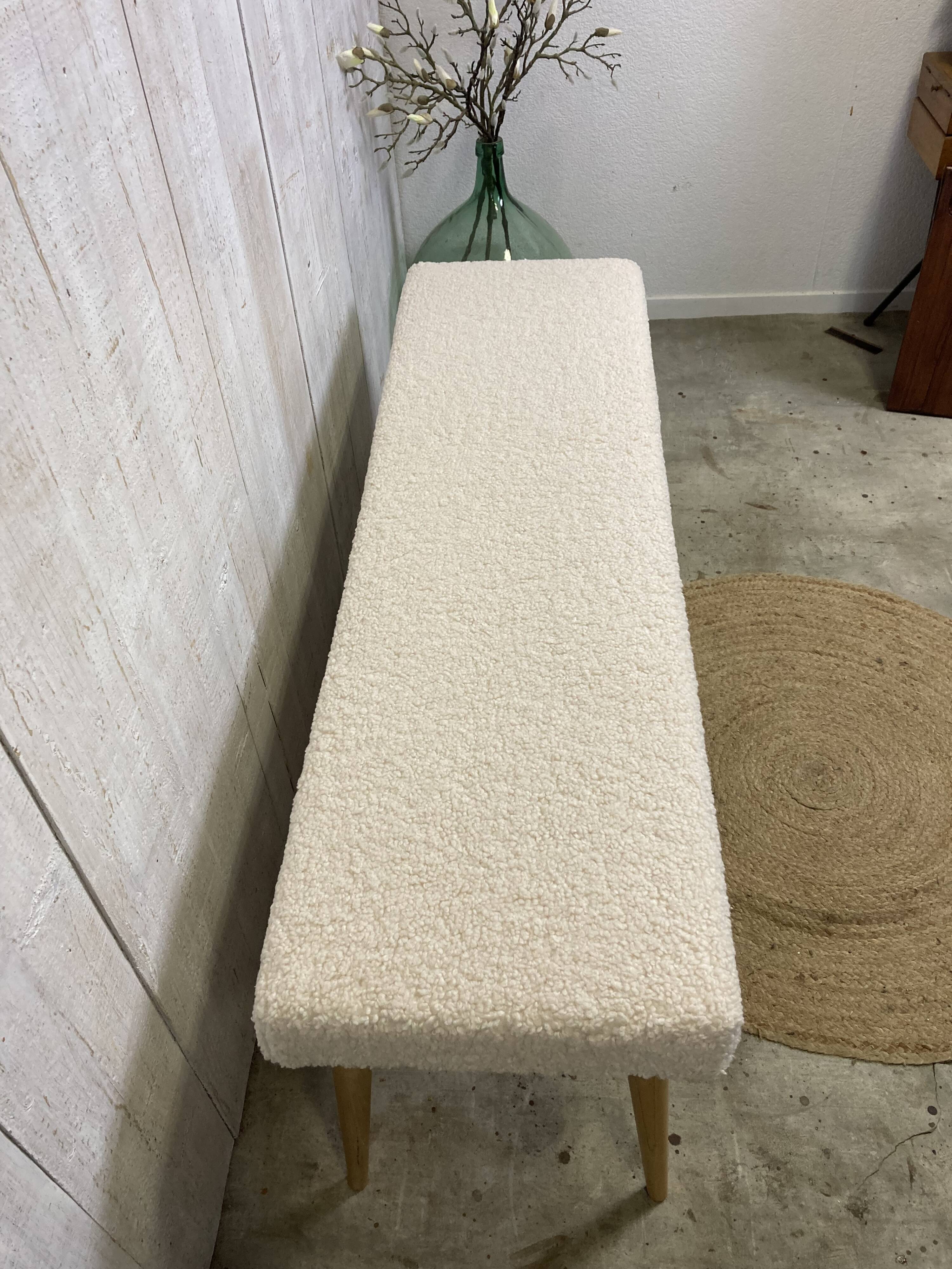 Scandinavian bench