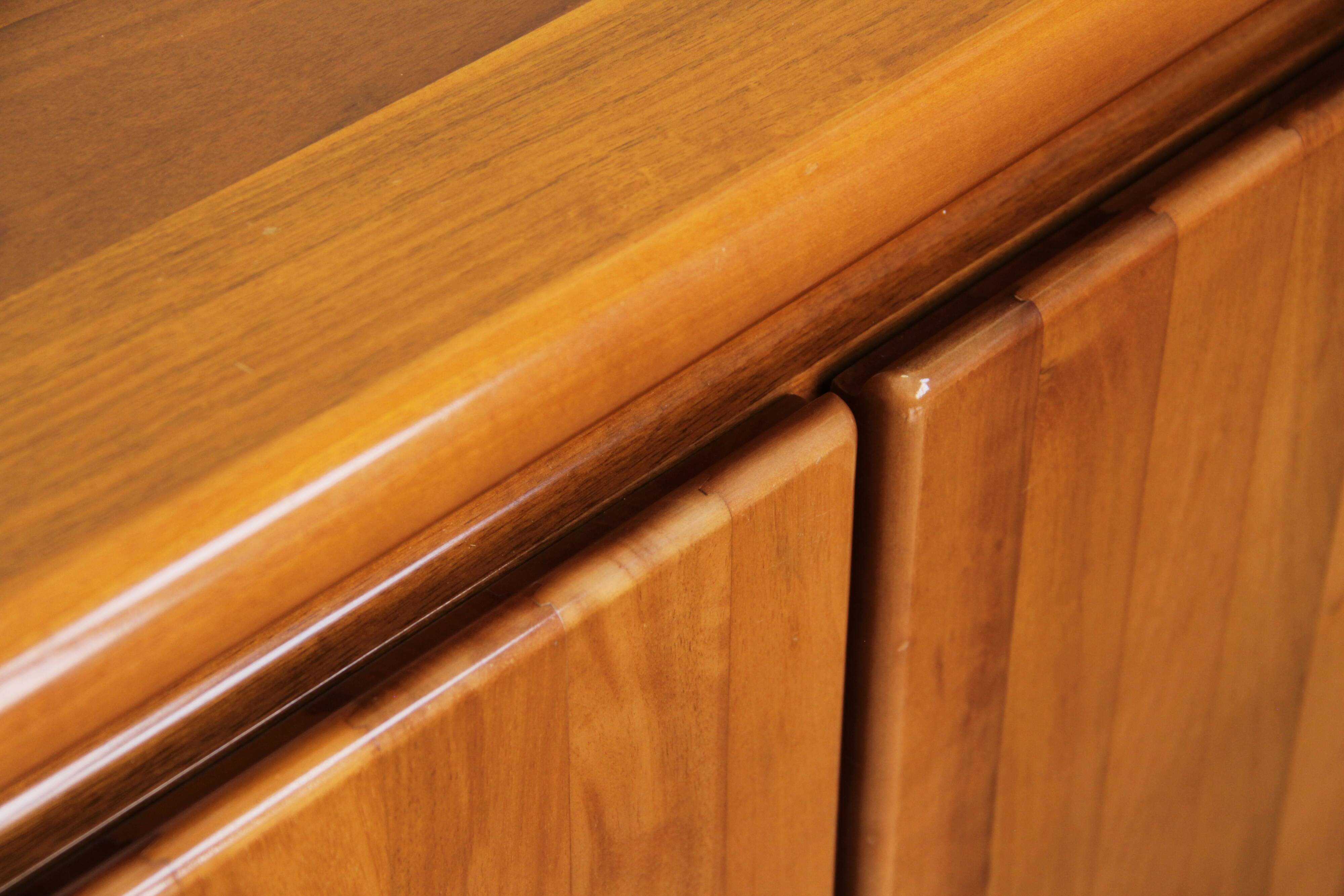 Italian Sapporo credenza by Mario Marenco for Mobil Girgi