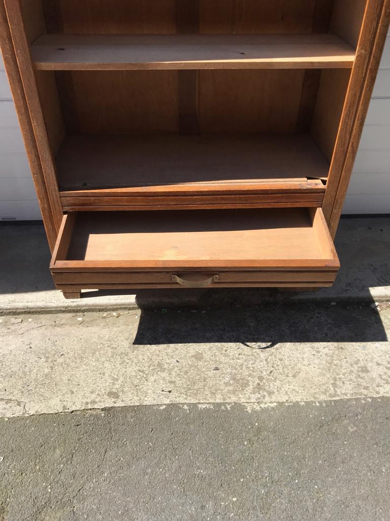 Wardrobe-Art Deco shelves