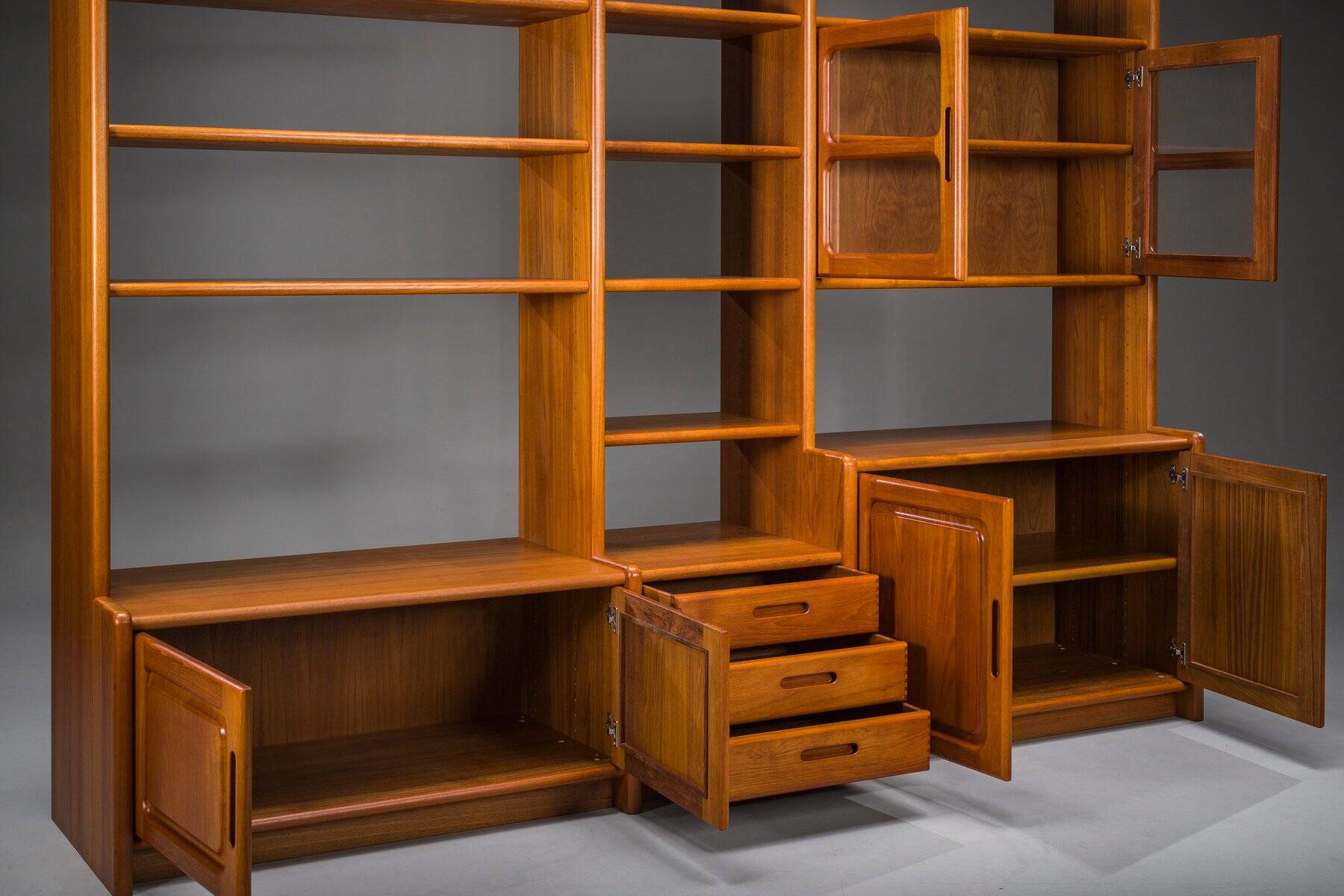 Mid-century modern Danish modular teak wall unit from Dyrlund, Denmark, 1970s