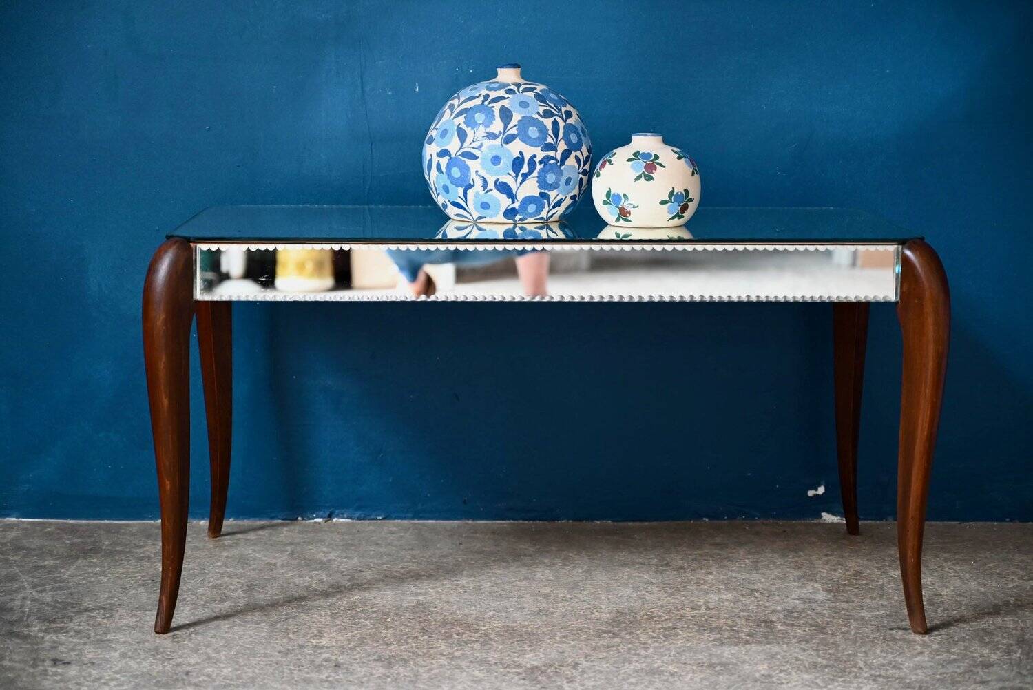 Art Deco coffee table with bevelled mirror from the 1940s, bohemian chic.