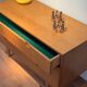 Commode scandinave vintage en chêne doré "Ebba"