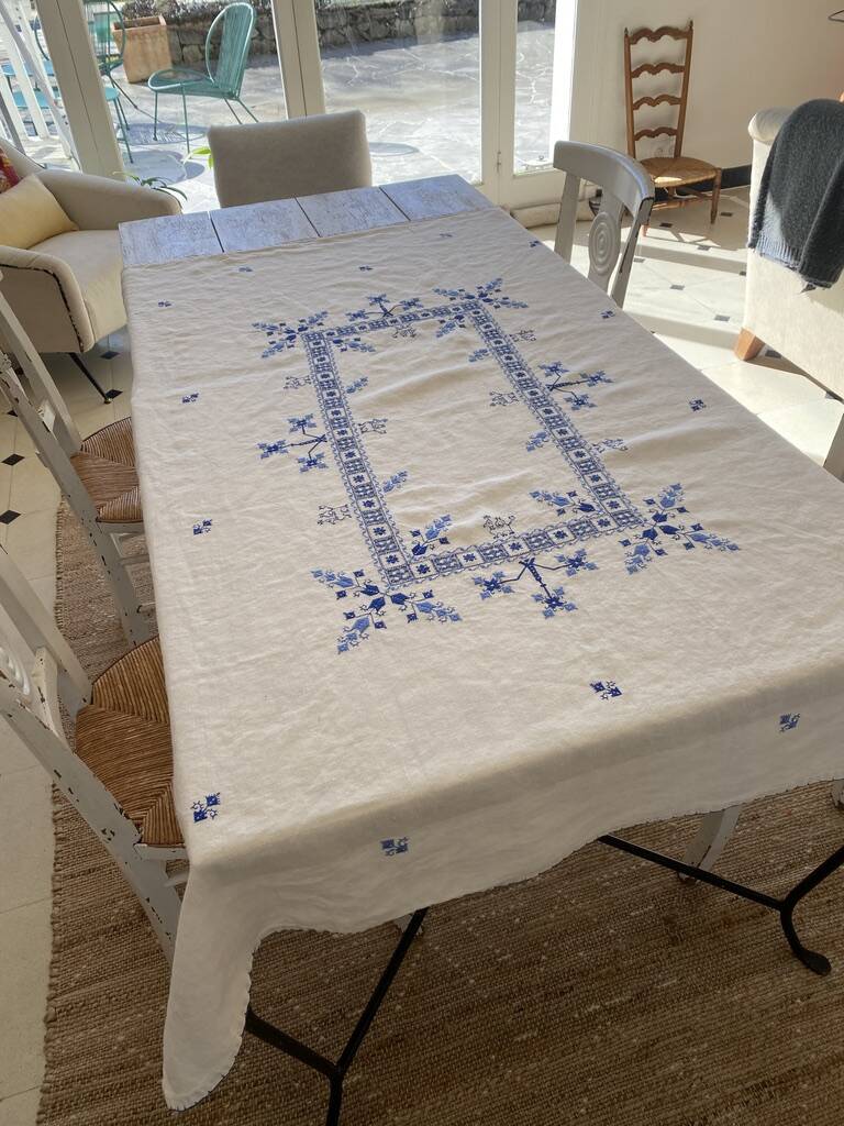 Old tablecloth with English embroidery and cross-stitch - Linen - 160x120 cm