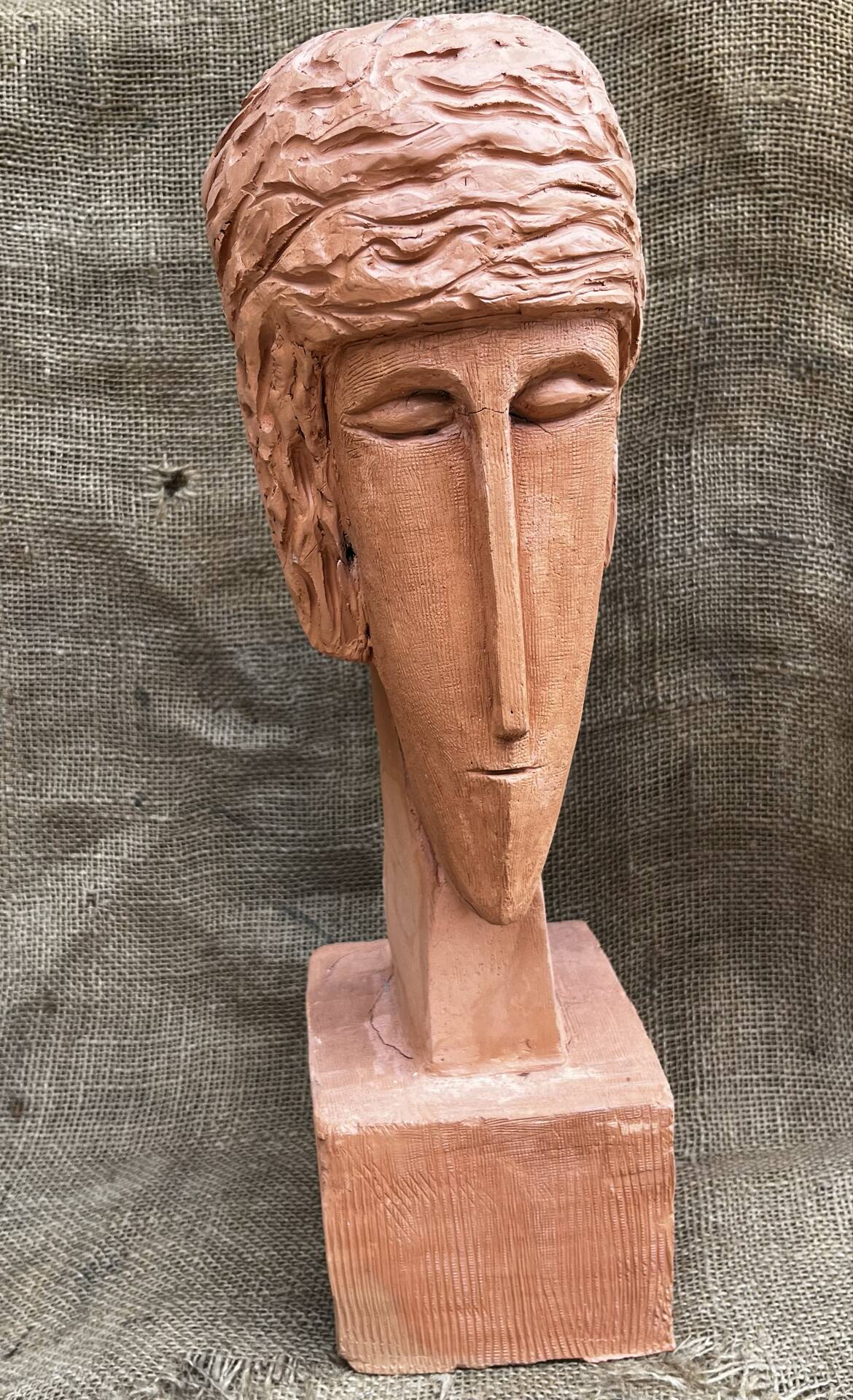 Buste de femme en terre cuite