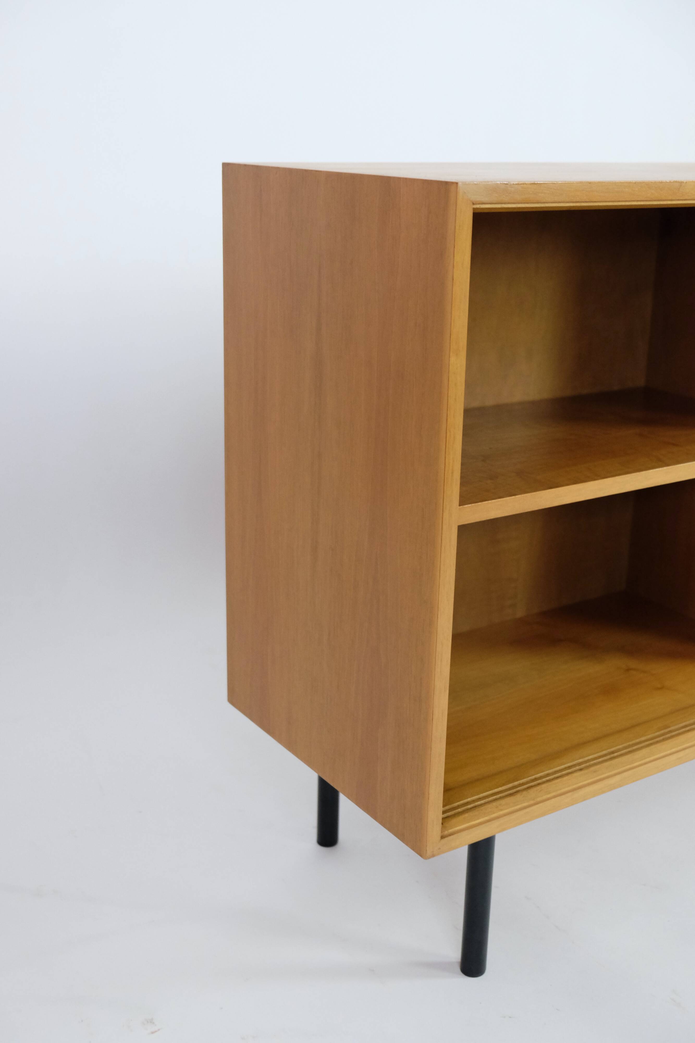 MidCentury Nussbaum Sideboard Regal Lowboard 60er Shelf Vintage