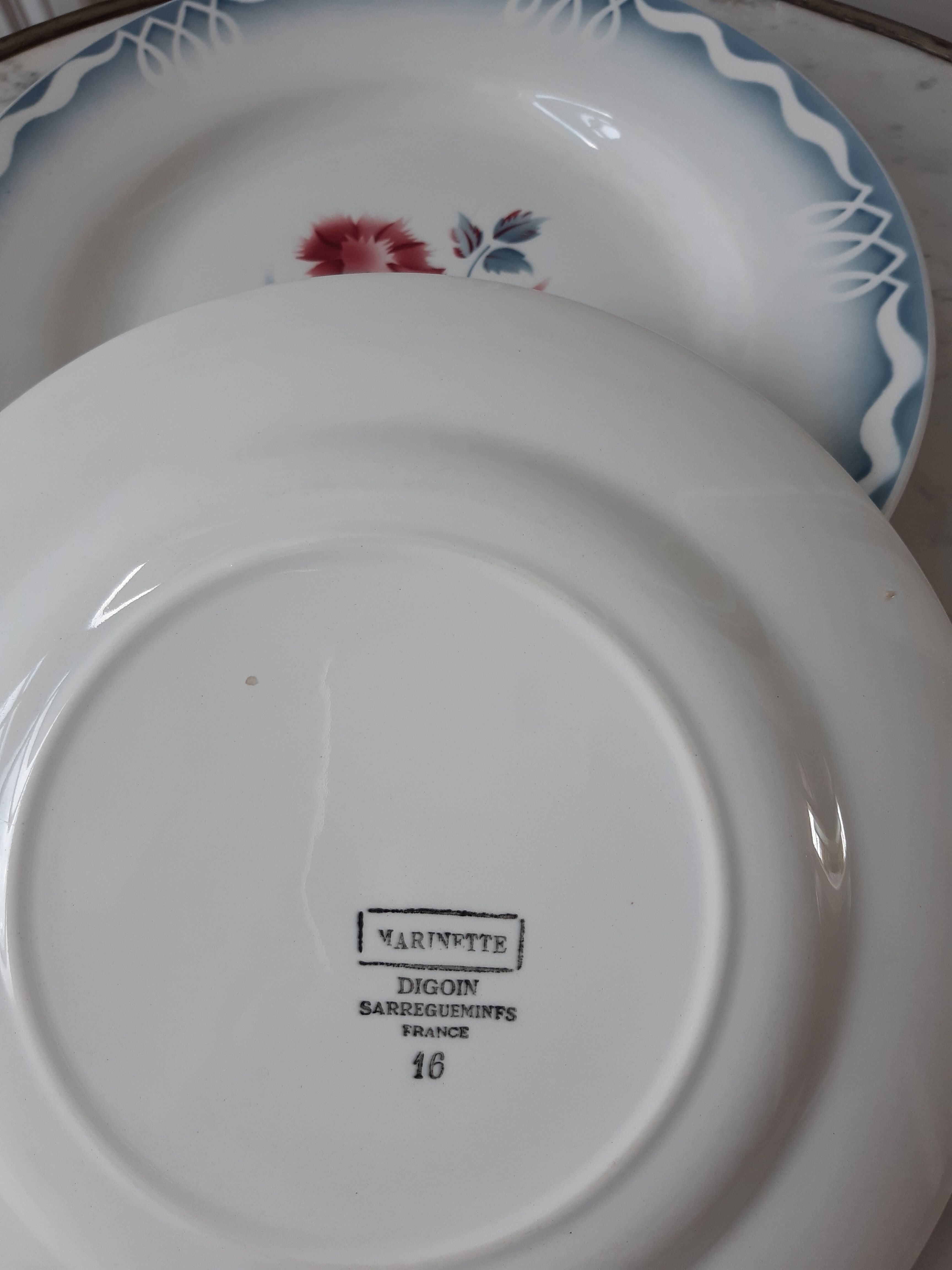 Set of 6 flat plates Digoin Sarreguemiens model Marinette