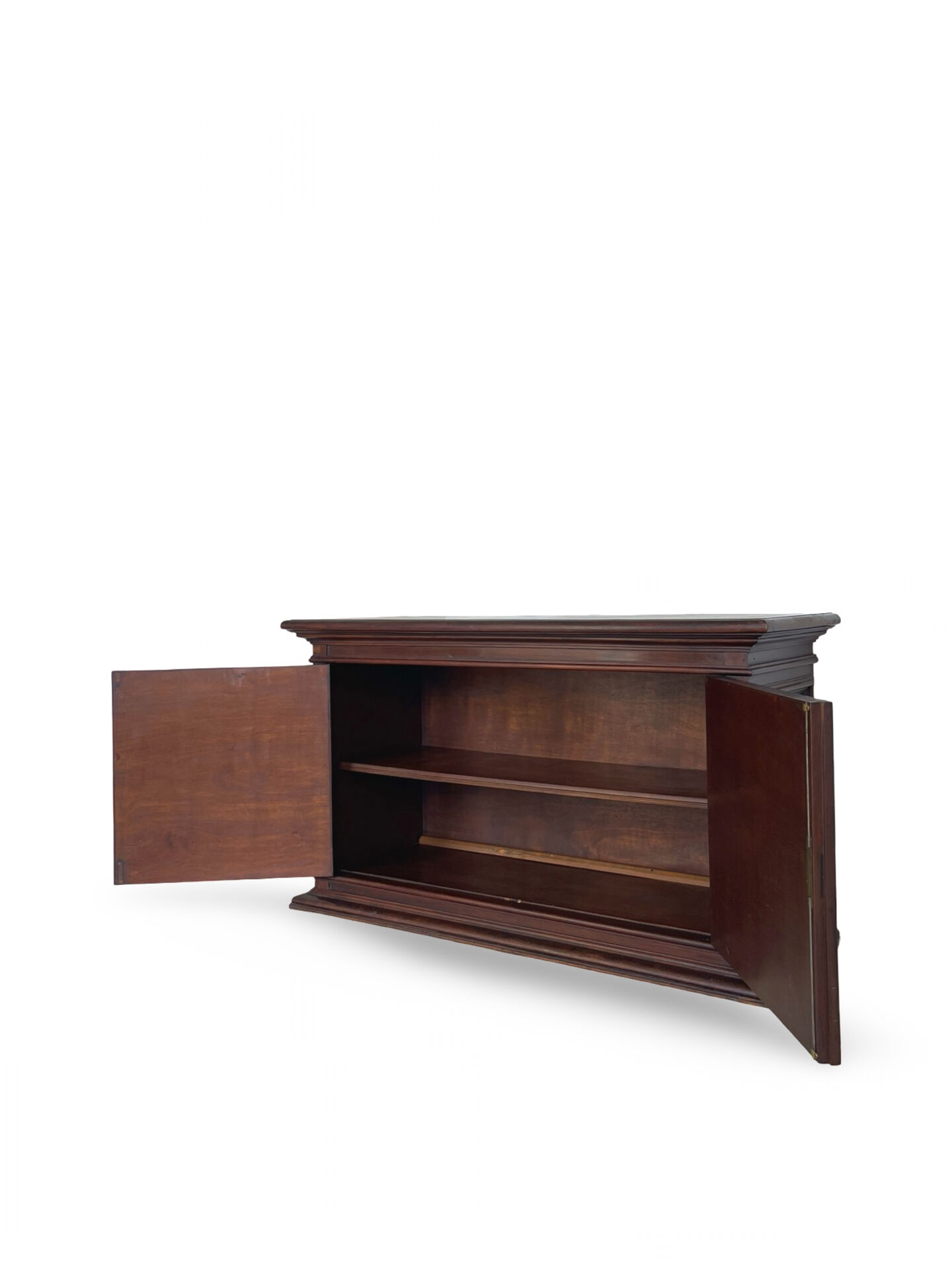 The high-quality Italian Renaissance Revival credenza, 1920s/1930s