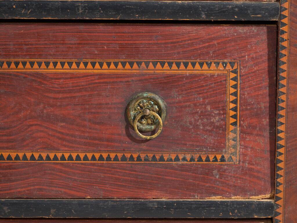 Biedermeier commode from Central Europe in pine with four drawers – Central Europe, circa 1850
