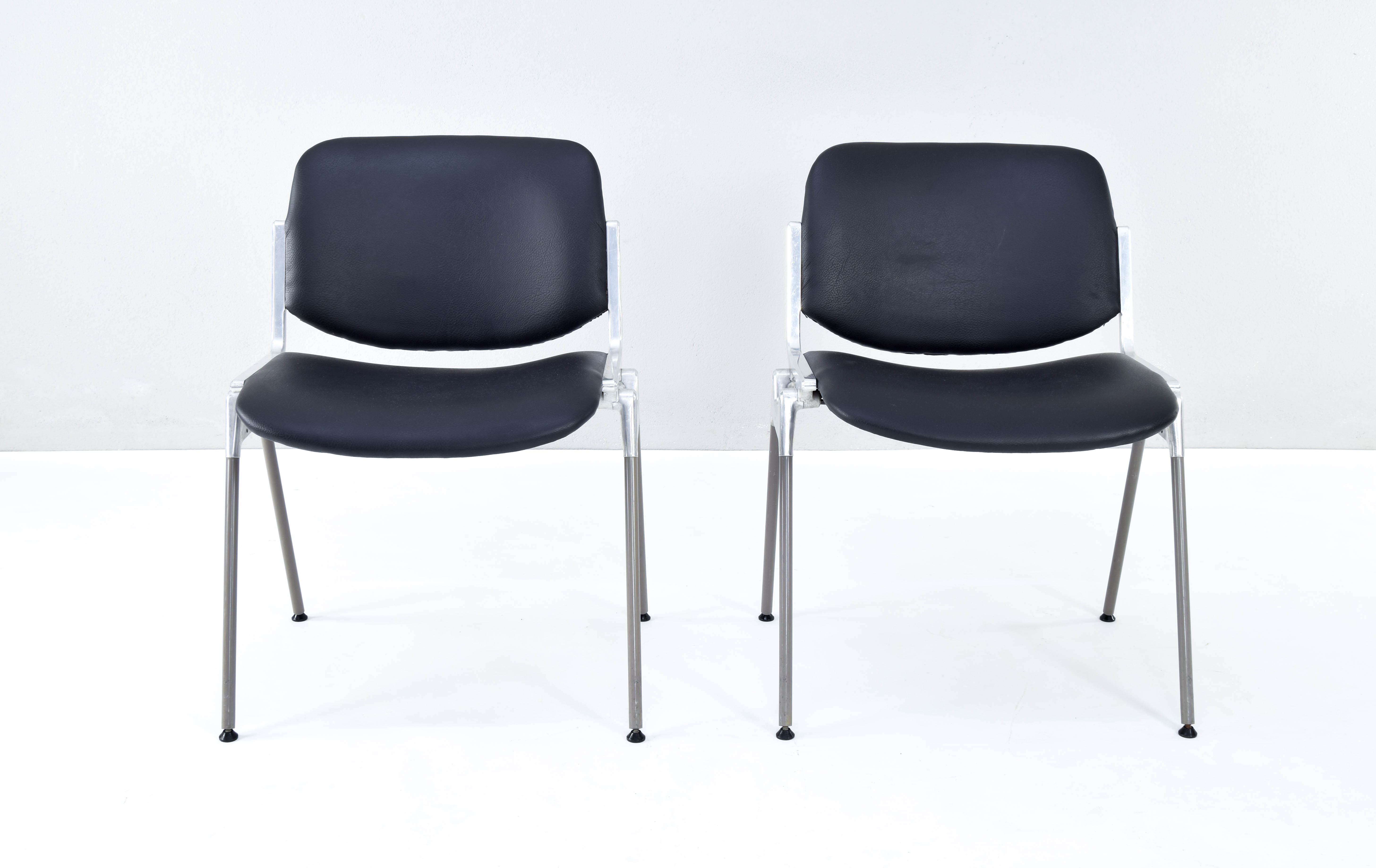 DSC 106 Italian modern chairs by Giancarlo Piretti for Castelli