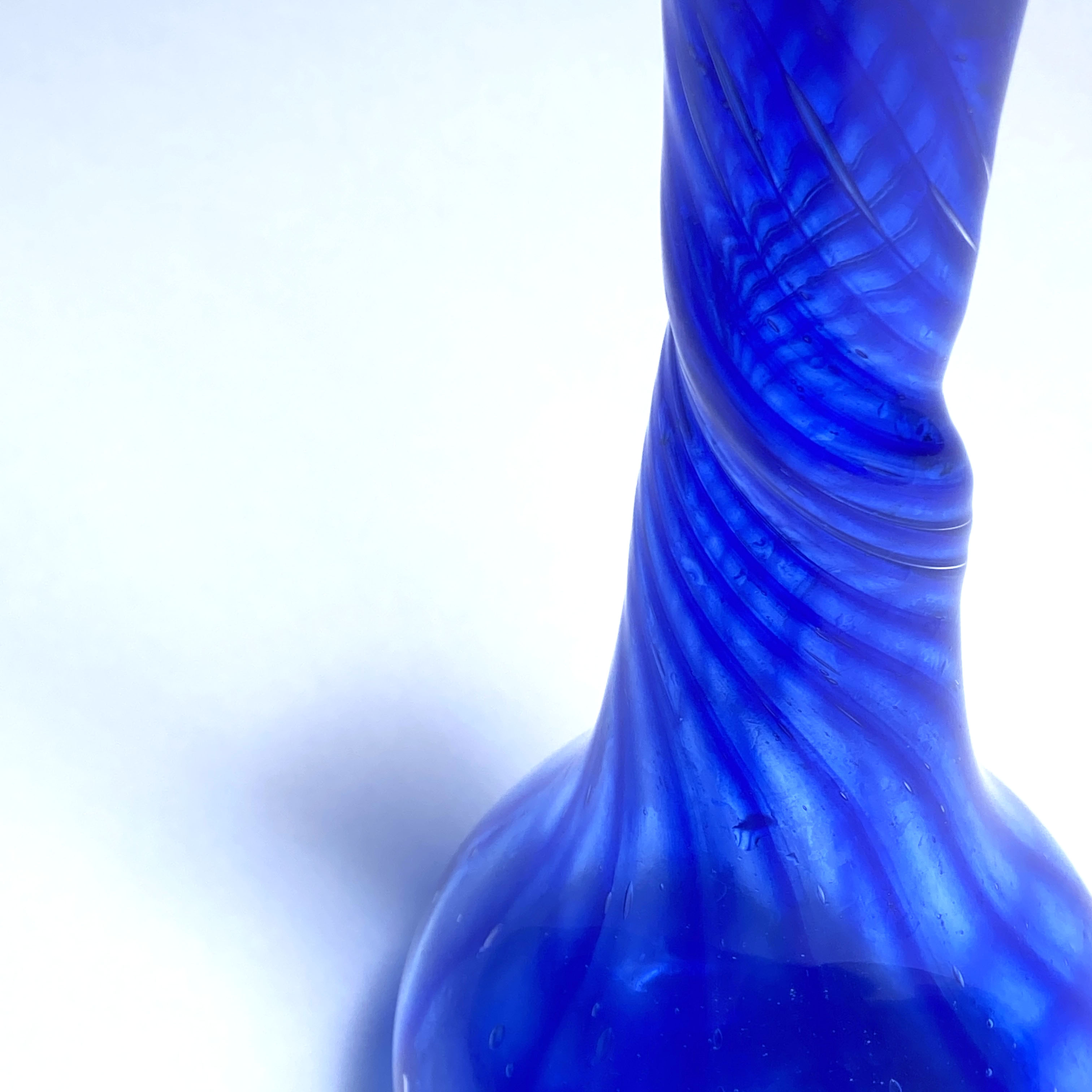 Soliflore vase in blue blown glass