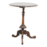 Round antique side table / wine table with rich carvings