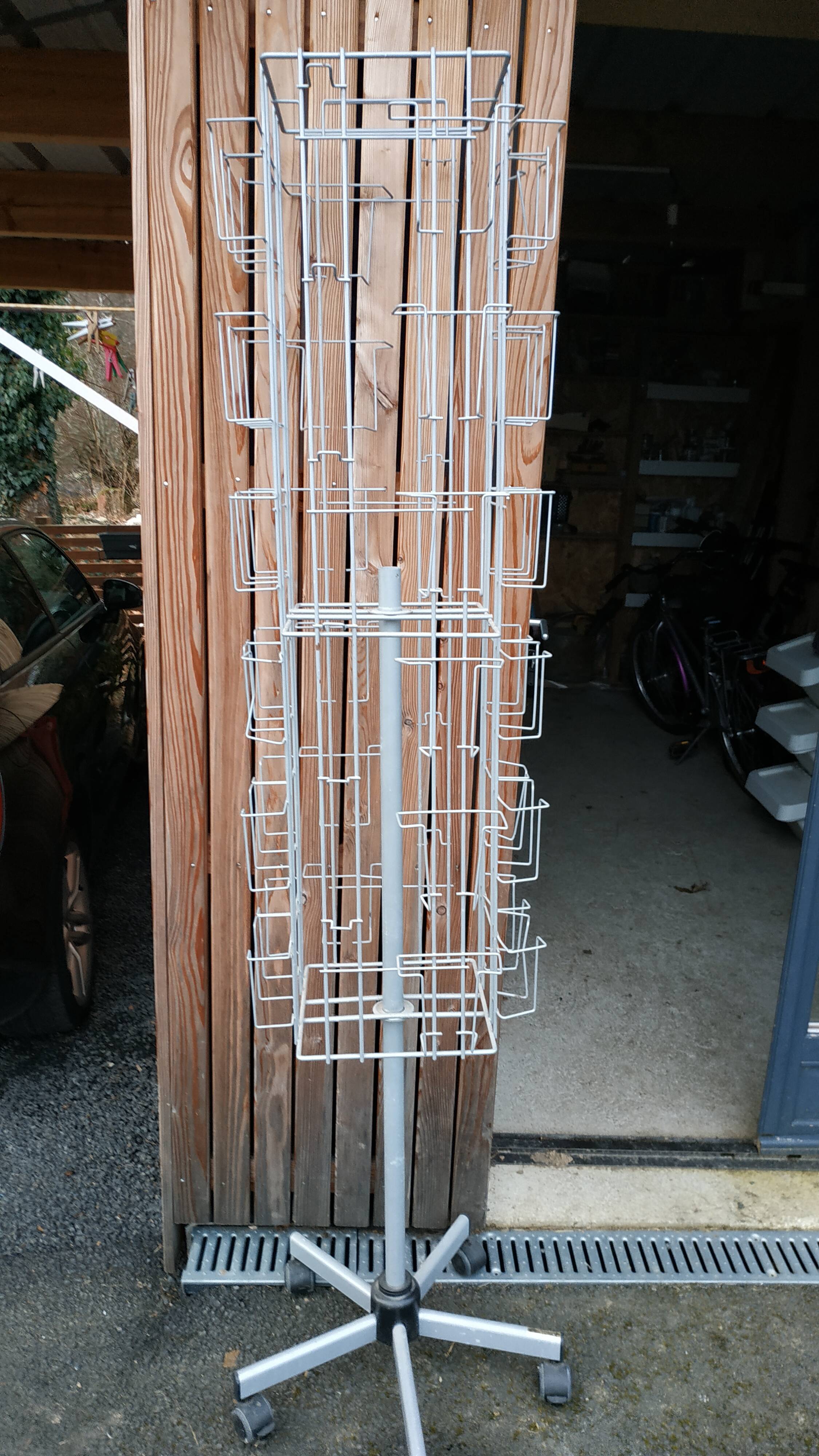 Card holder on wheels