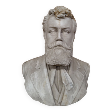 Buste portrait masculin en marbre blanc – Époque XIXe siècle