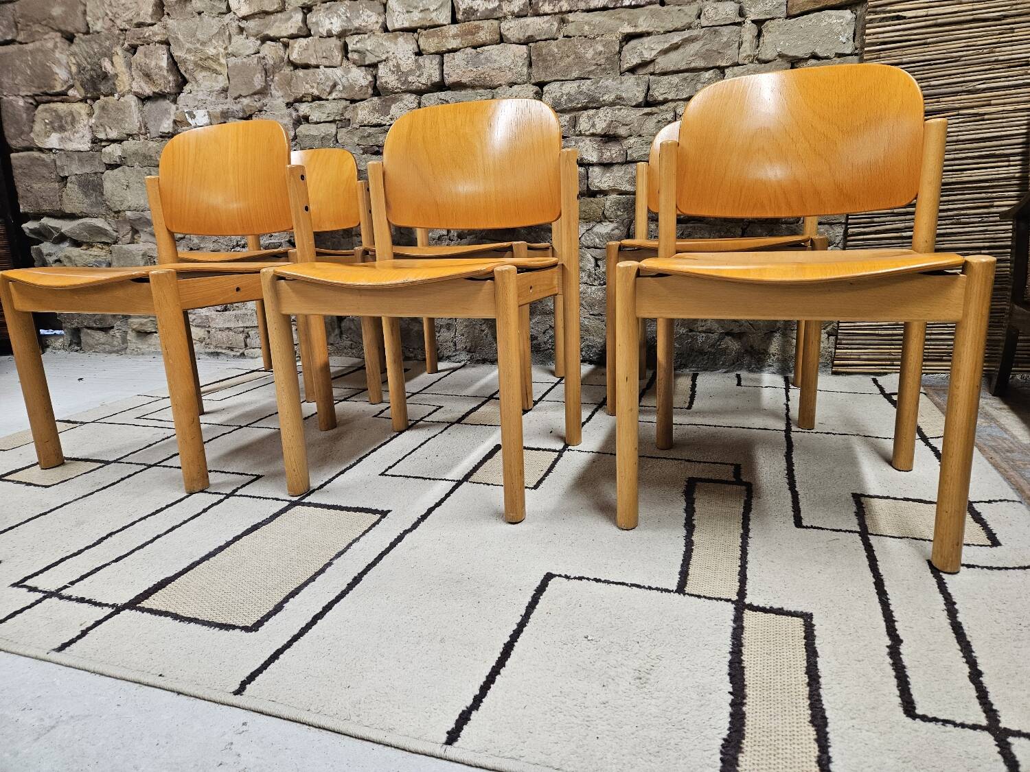 Lot 6 Danish stackable chairs 1970 vintage