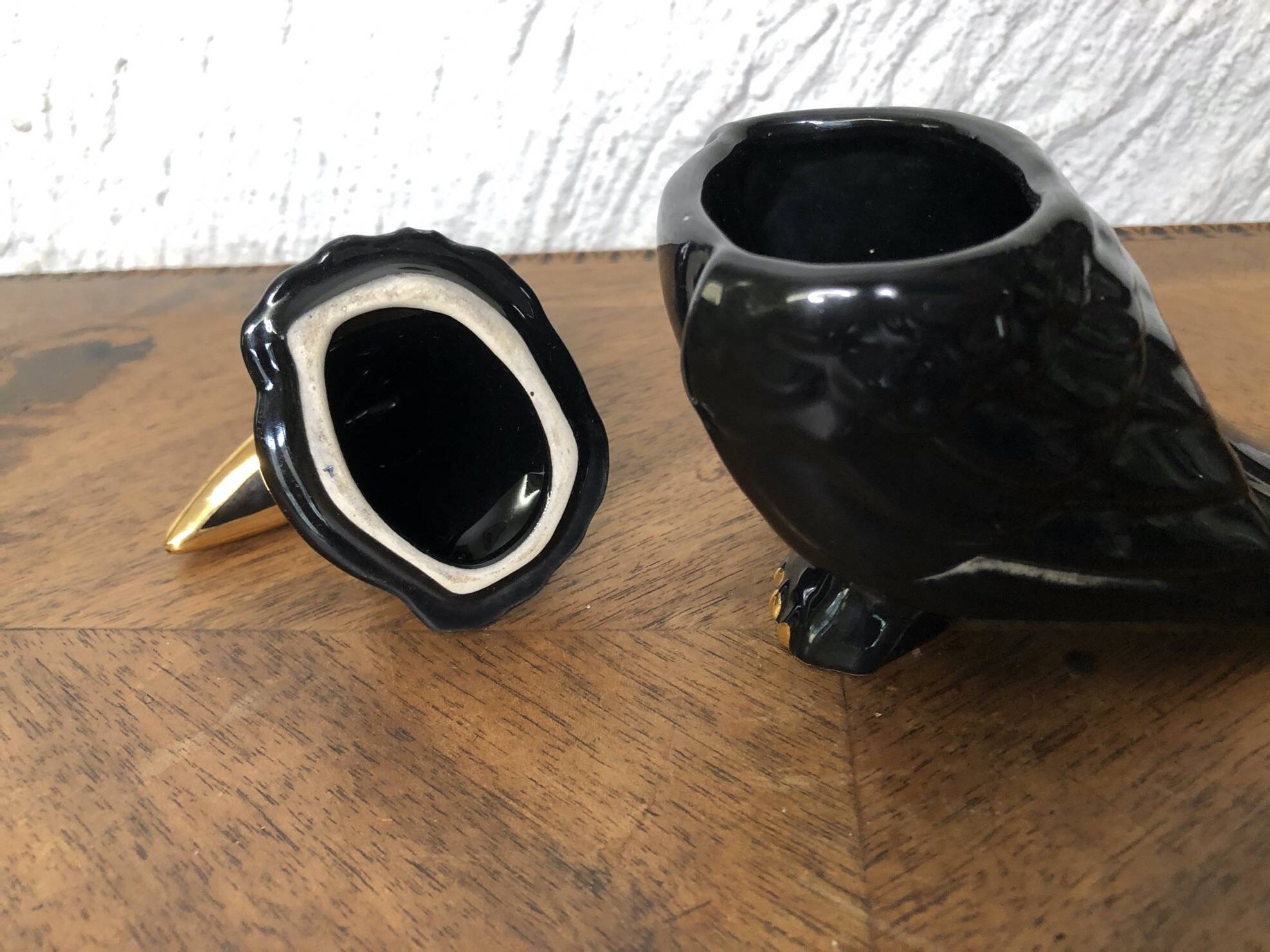 Jewelry box ceramic candy box black and gold bird shape