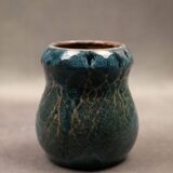 Petit vase en grès flammé aux nuances de bleu et d'orange