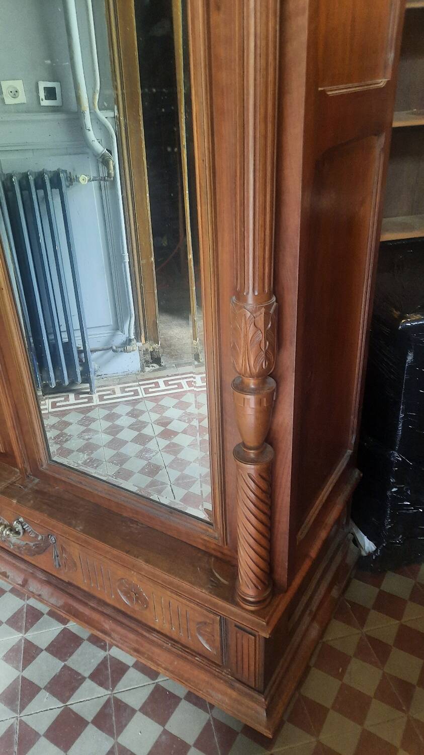 Louis XV style wardrobe