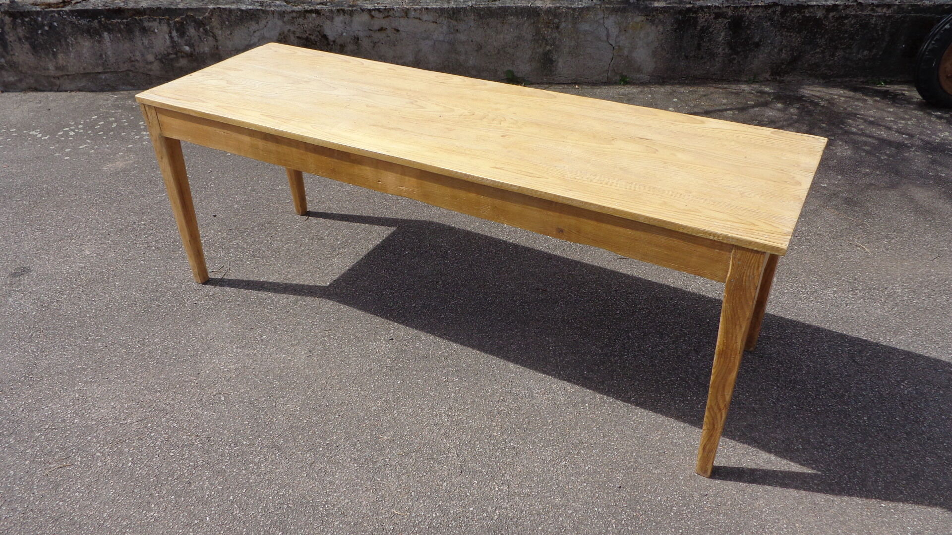 Sheathed foot table