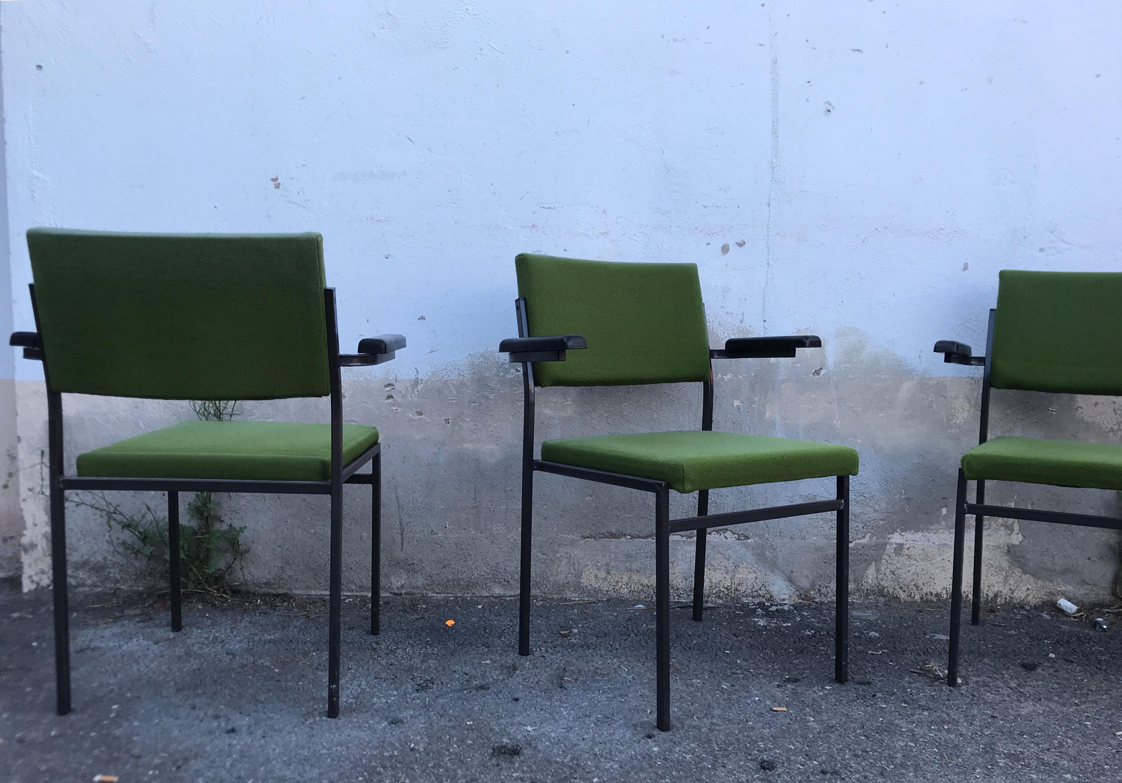 27 armchairs - modern - vintage - metal feet - 1960