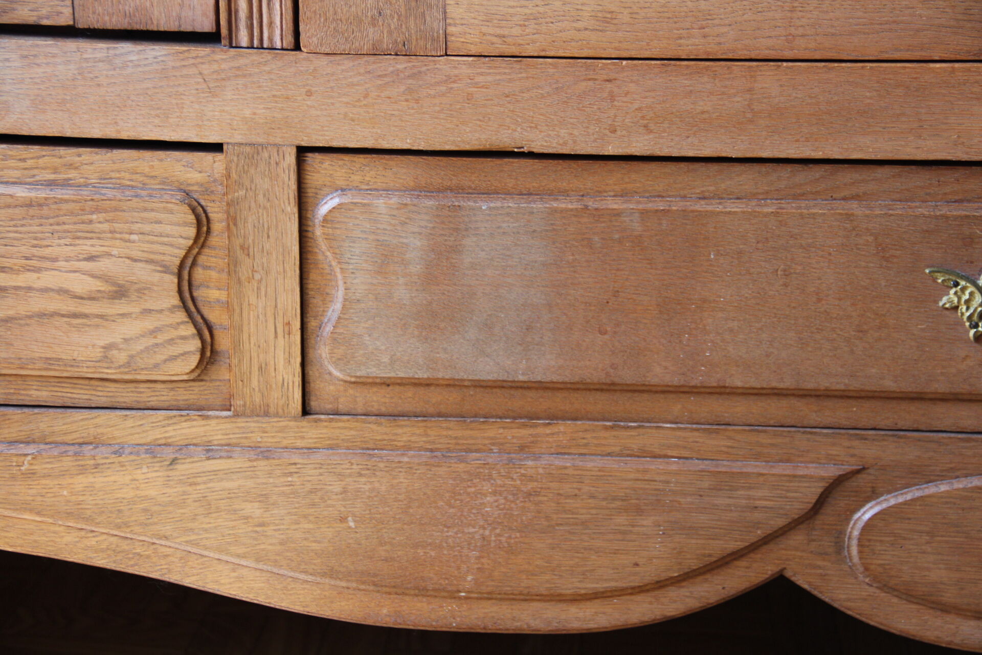 Louis XV style wardrobe in light oak, 3 beveled ice creams