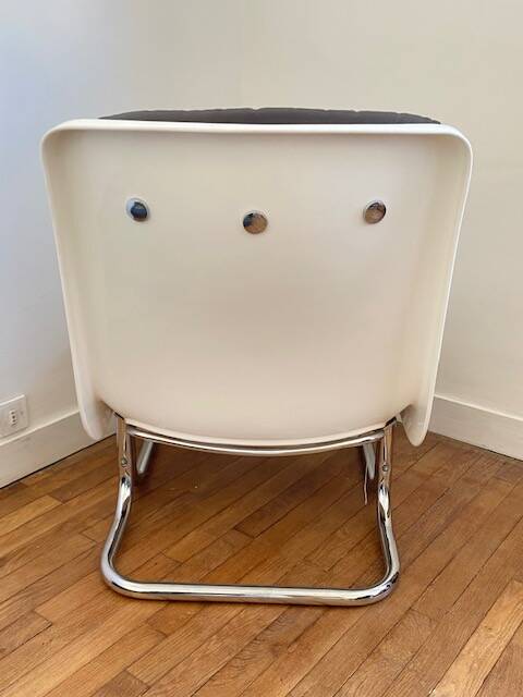 Vintage 70s armchair by Albert Jacob