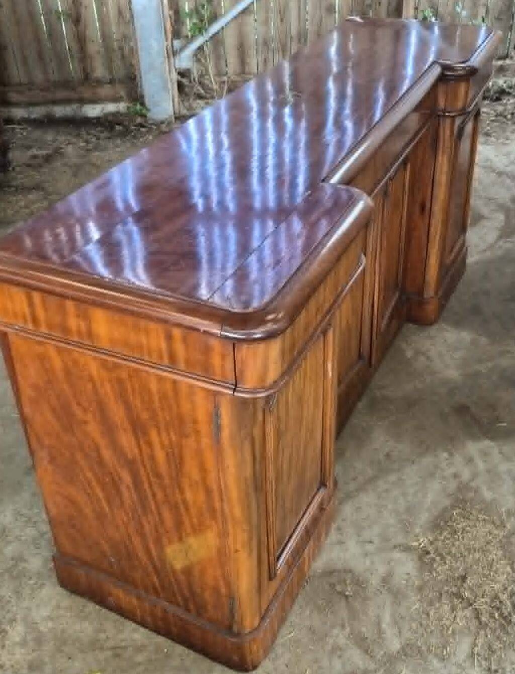 Large sideboard buffet in mahogany – 19th century