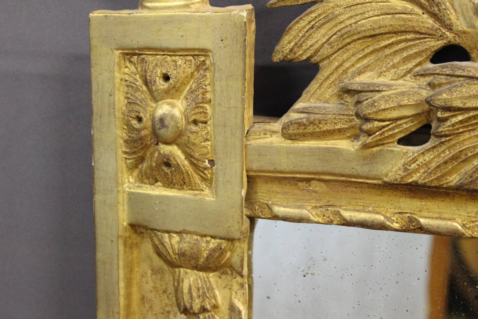 Miroir Louis XVI en bois doré XVIII siècle