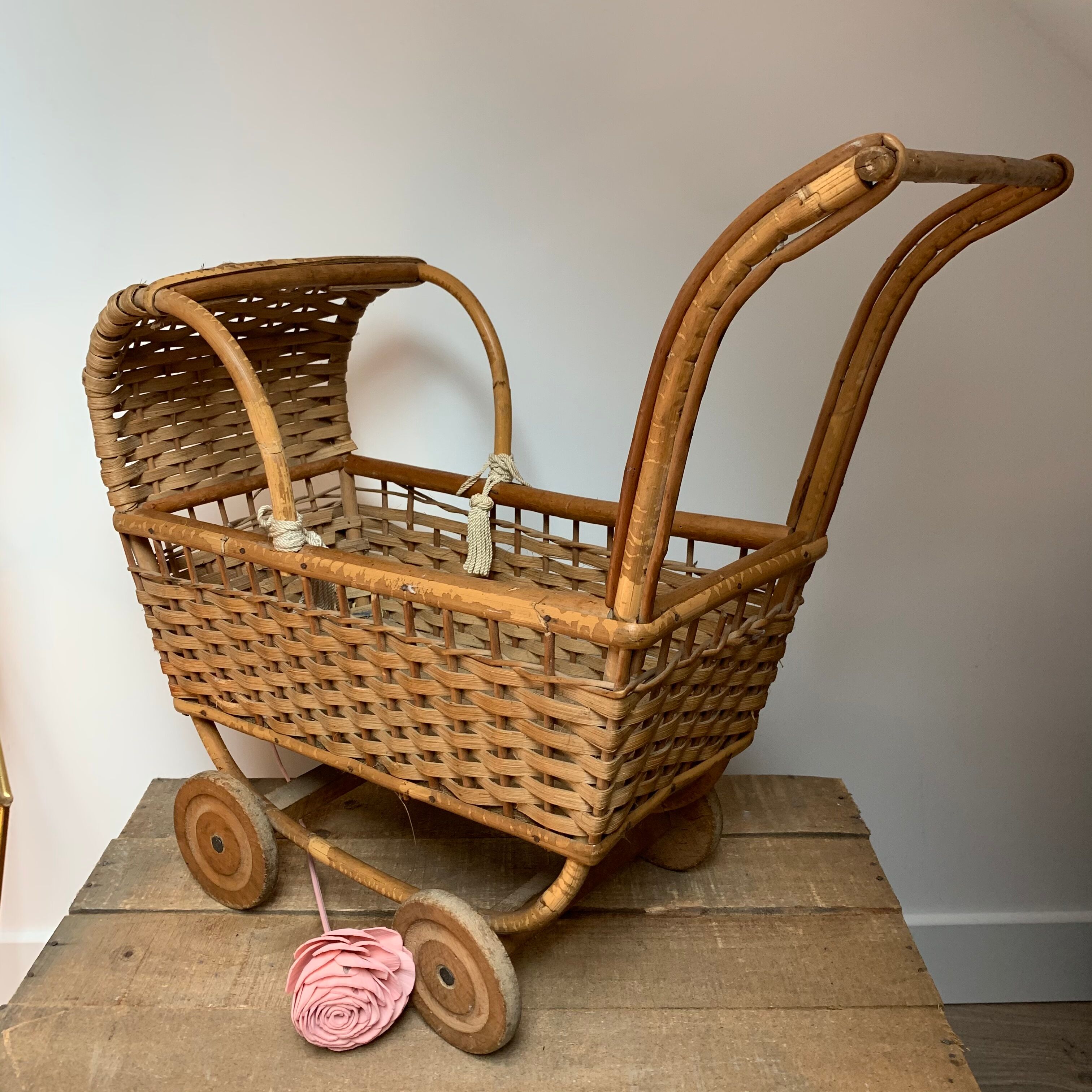 Child stroller or pram