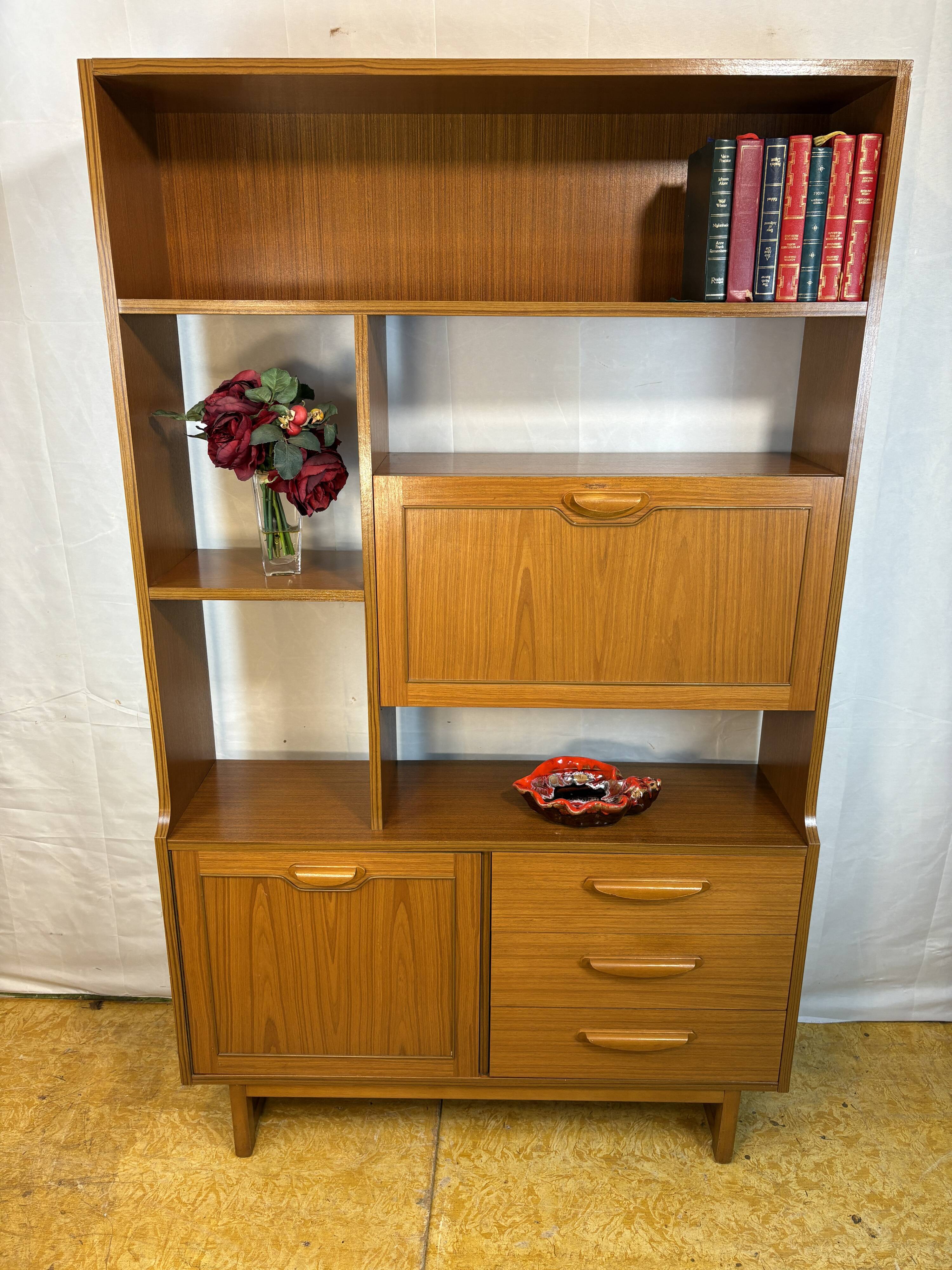 Mid-Century Retro Vintage Room Divider / Shelving Unit by Stonehill – State