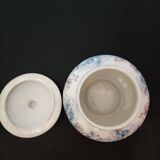 Porcelain candy box