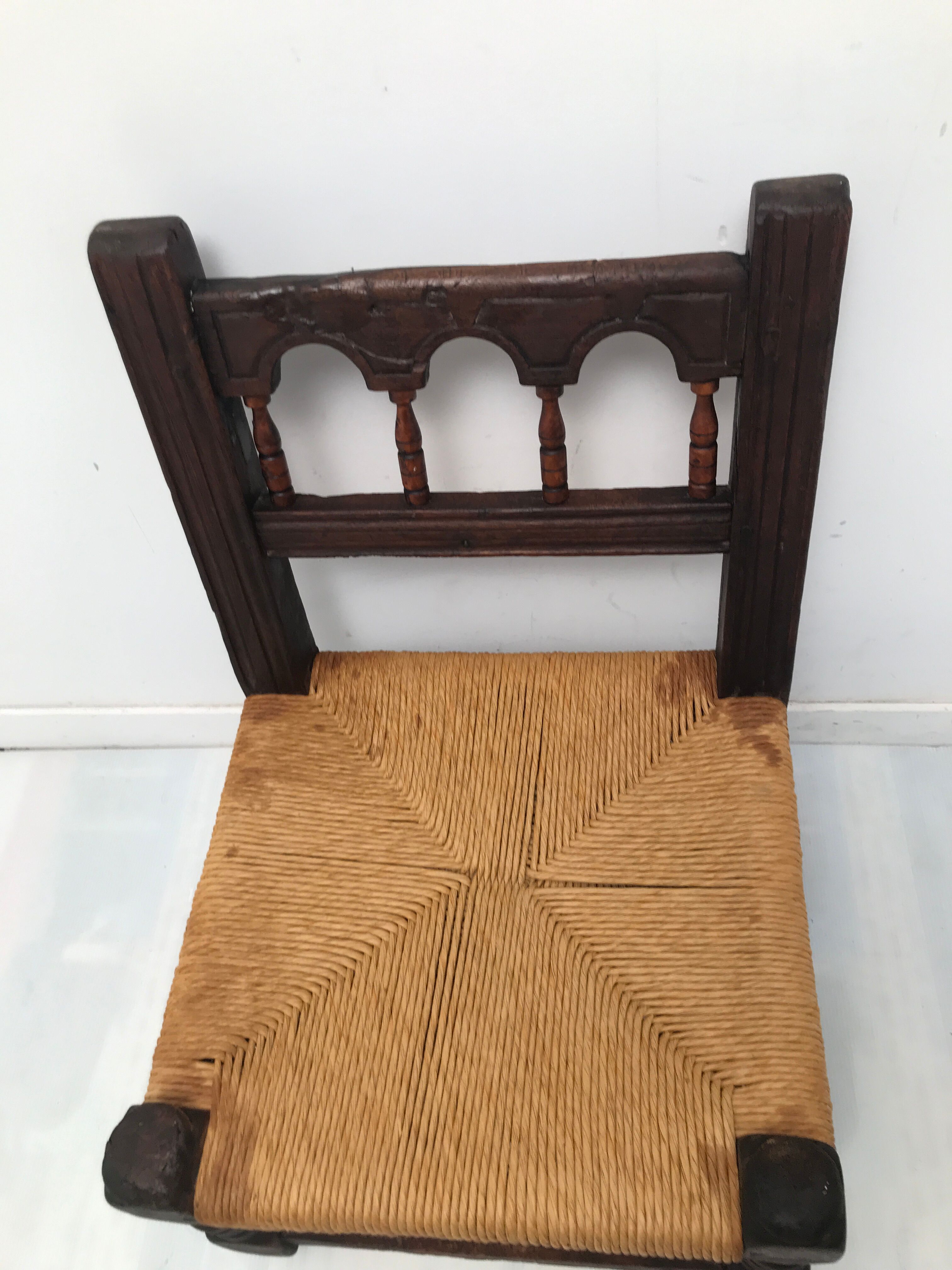 Vintage children's straw chair 70