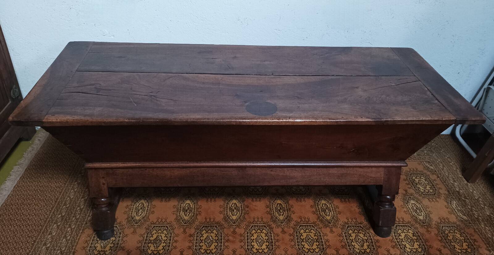 Table Maie en noyer 18ème