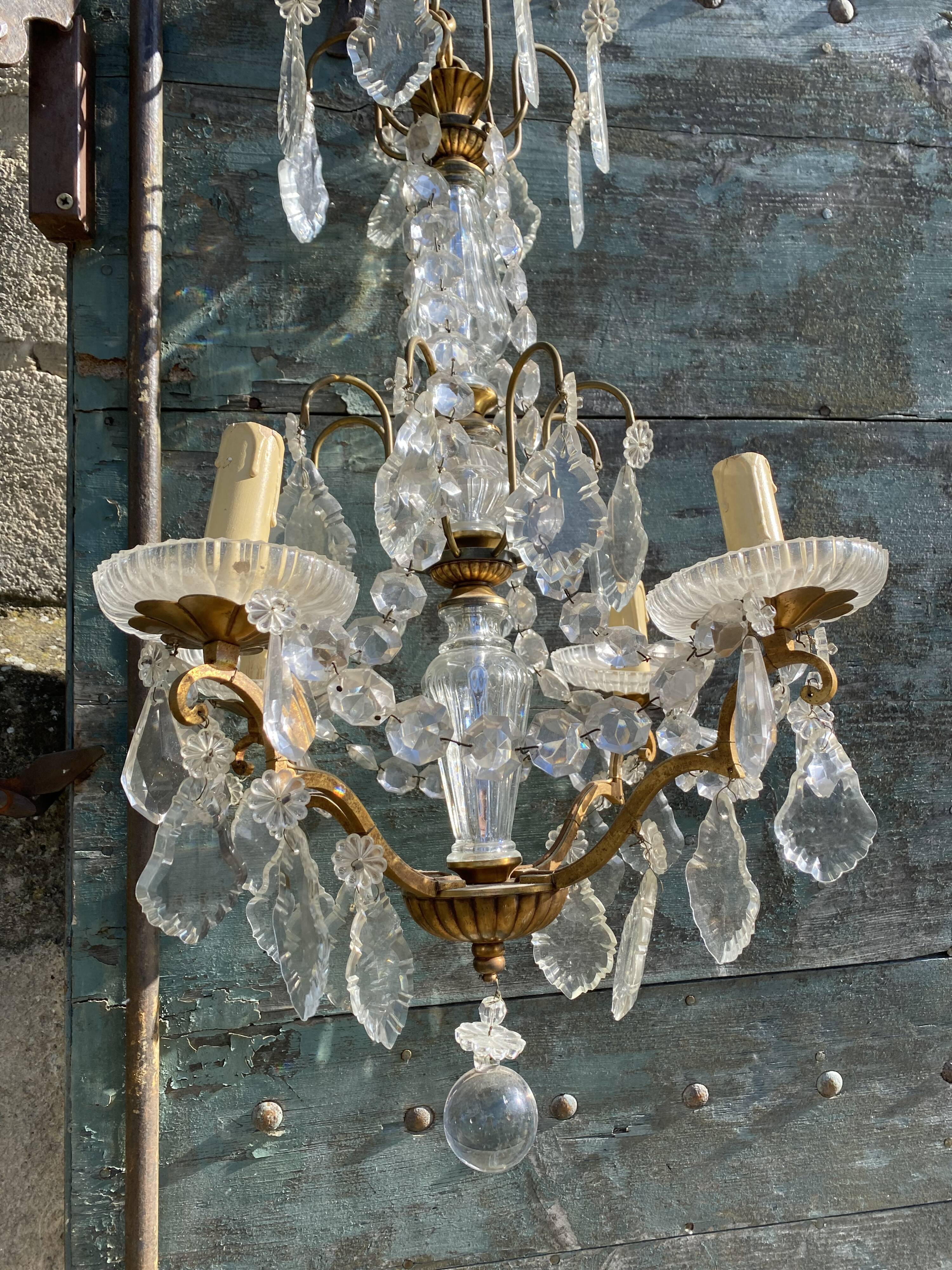 Chandelier with bronze and crystal grapevines