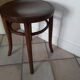 Curved wooden stool Luterma
