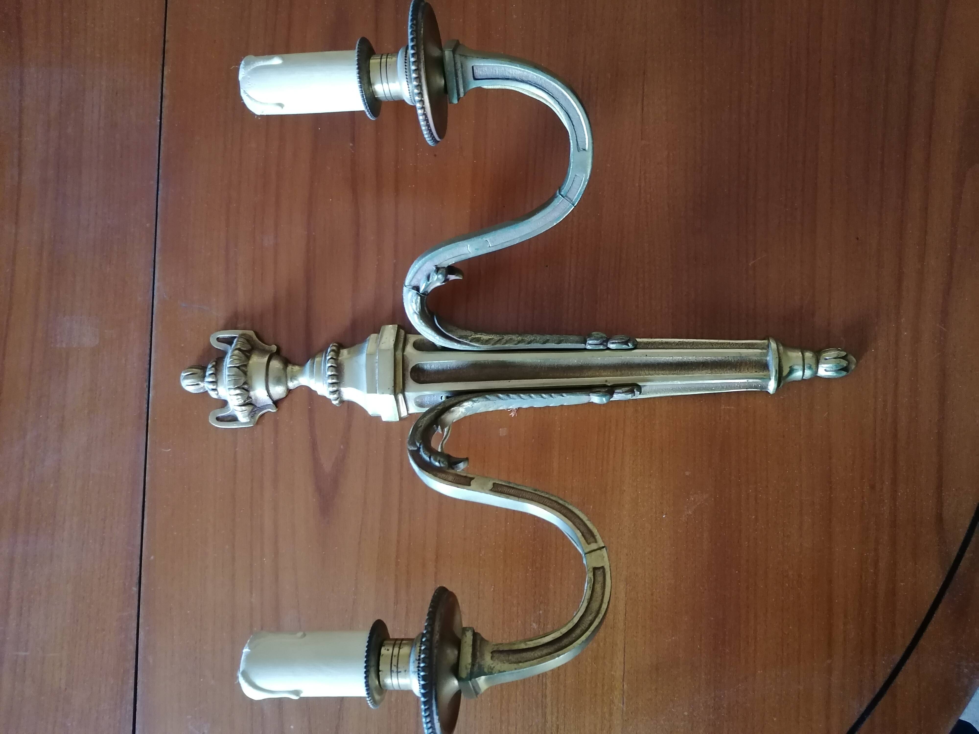 4 2-light bronze wall lights