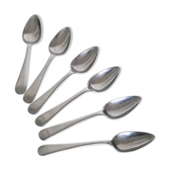 Serving small notched spoons for grapefruit
