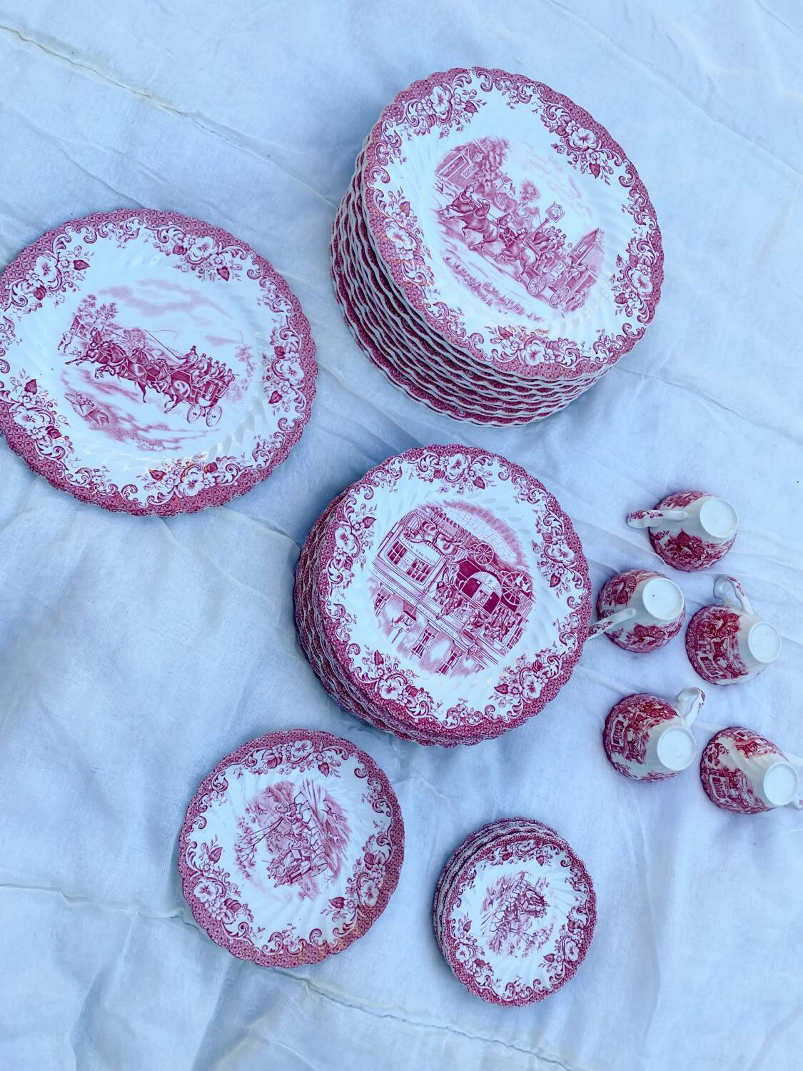 Lot of rare English tableware