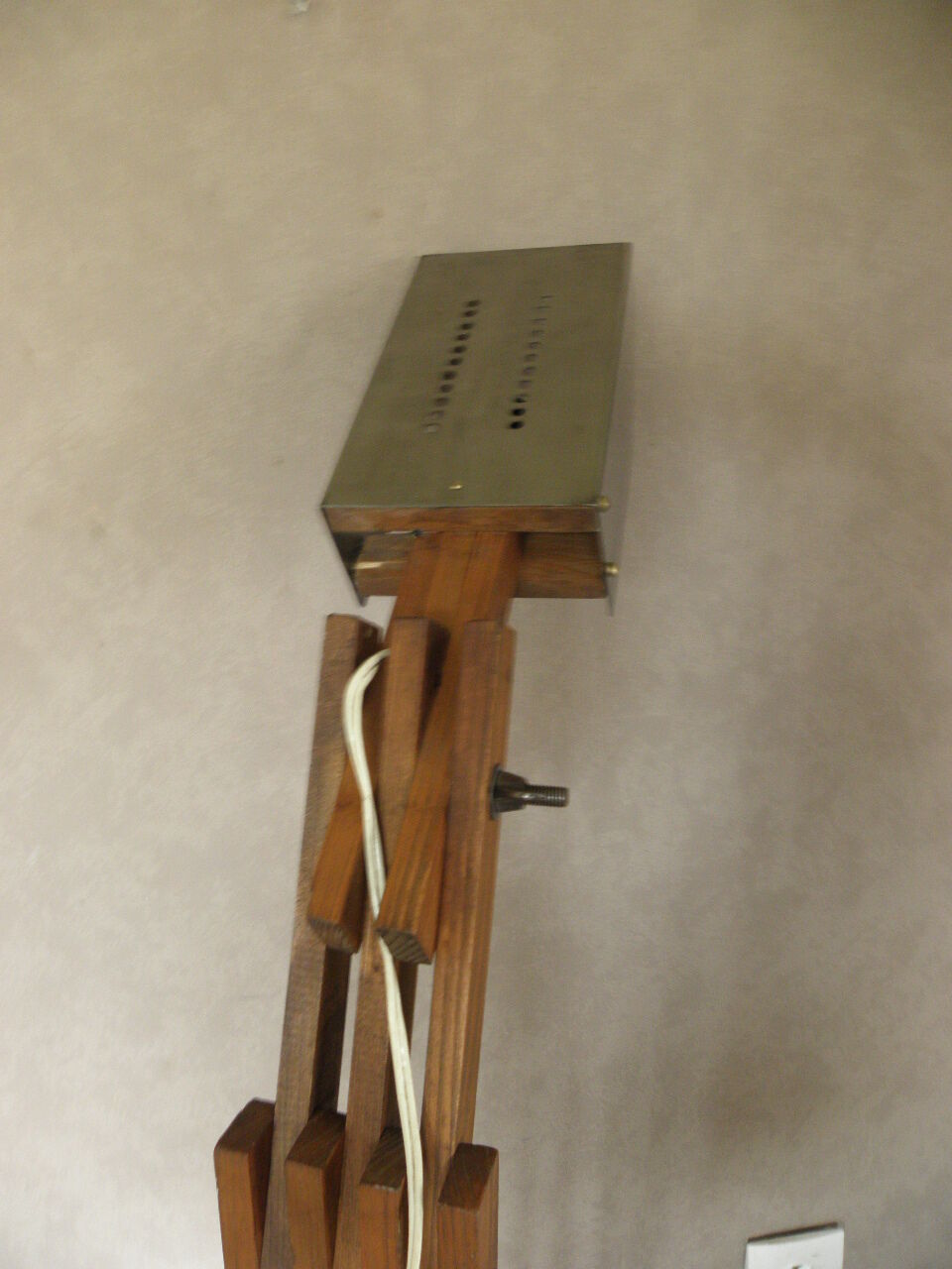 Vintage retro wooden crane table lamp