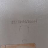 Swivel and adjustable office chair by Charles and Ray Eames, ed. Herman Miller