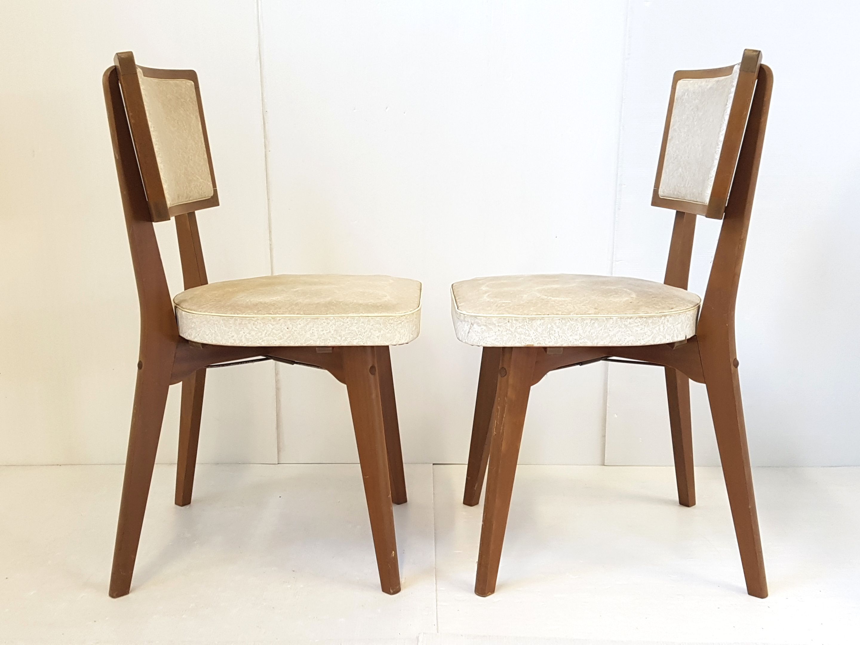 Set of 3 vintage chairs