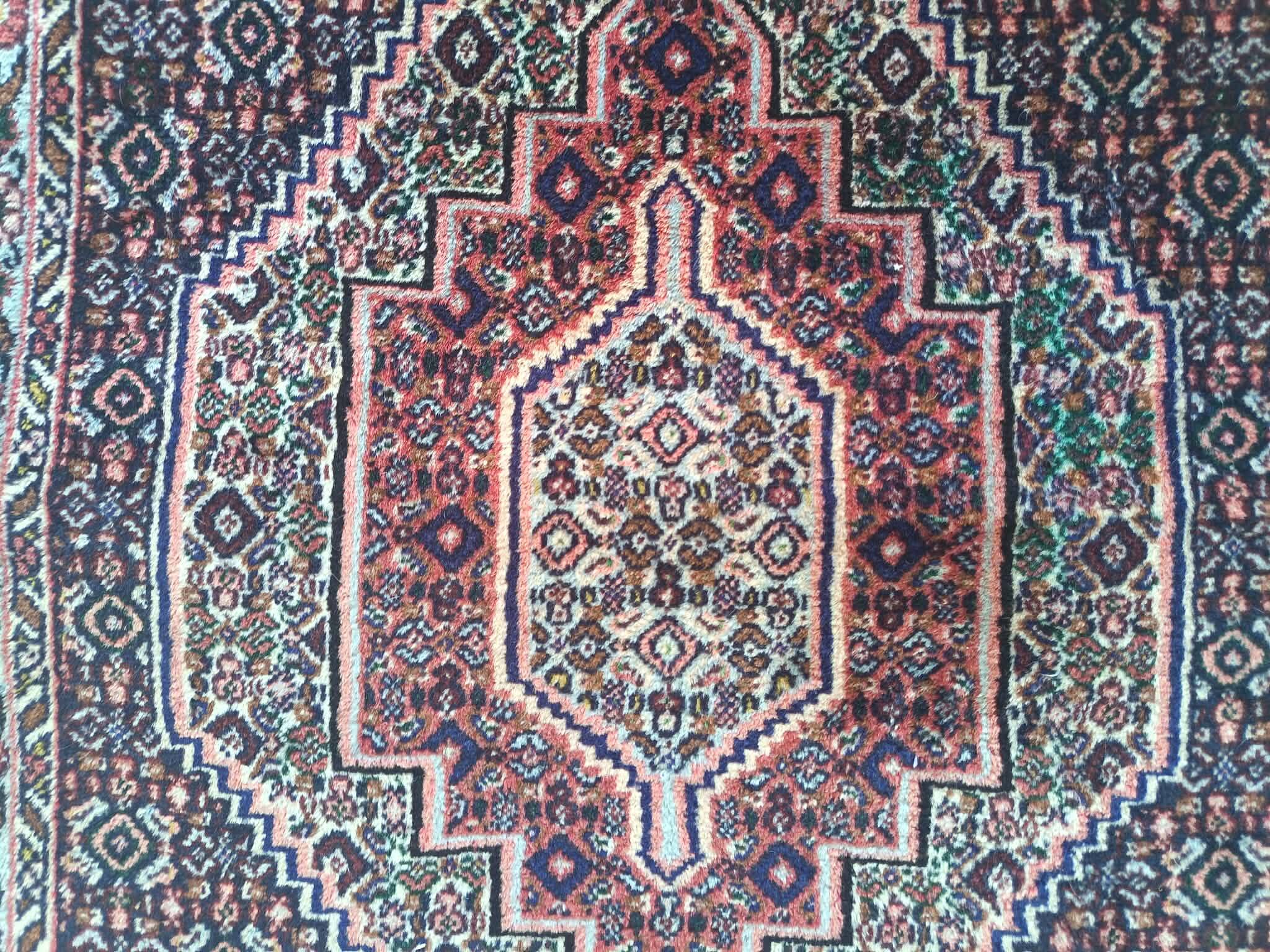 Handmade Senneh Persian carpet