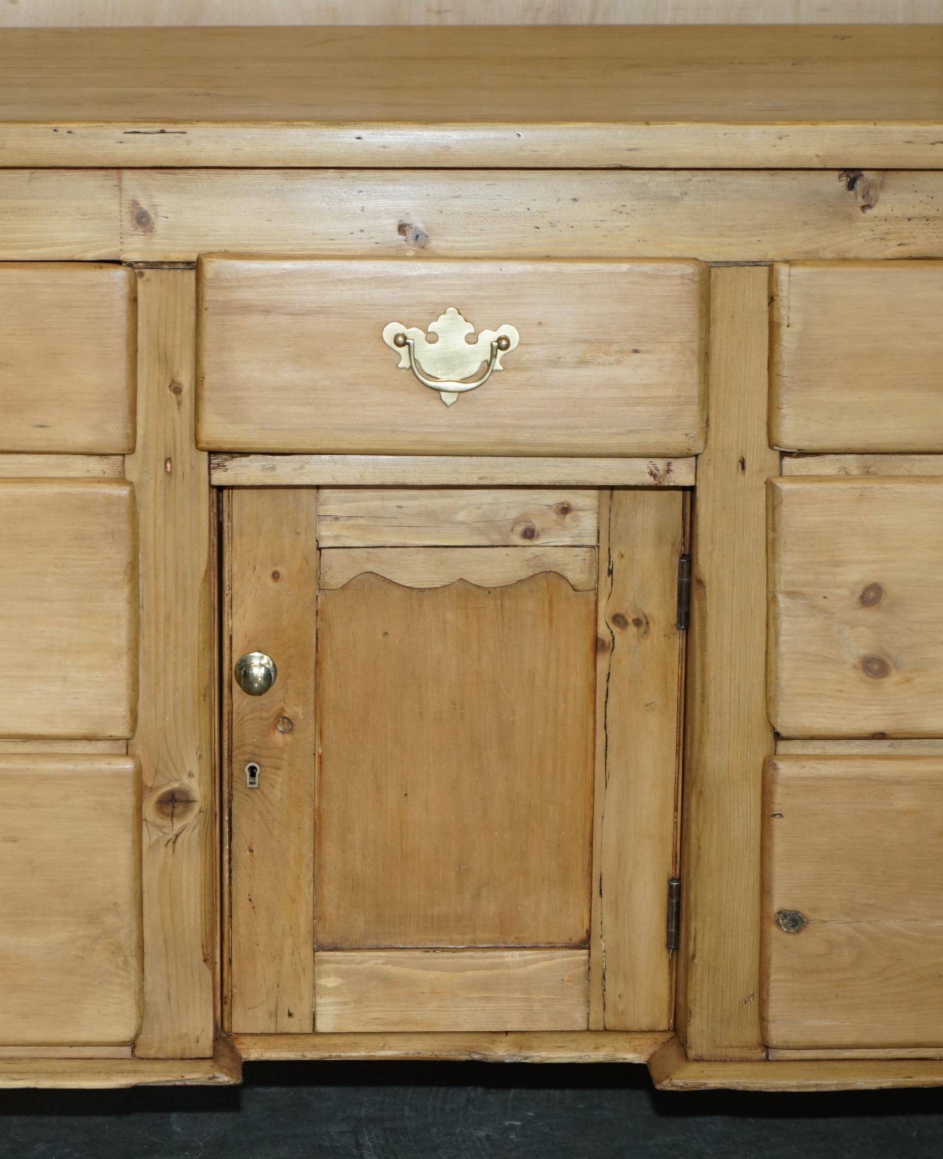 Restored Antique Régisseuse Buffet in Pine, Circa 1860