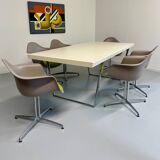 Dining/meeting table in laminated wood designed by antonio citterio vitra