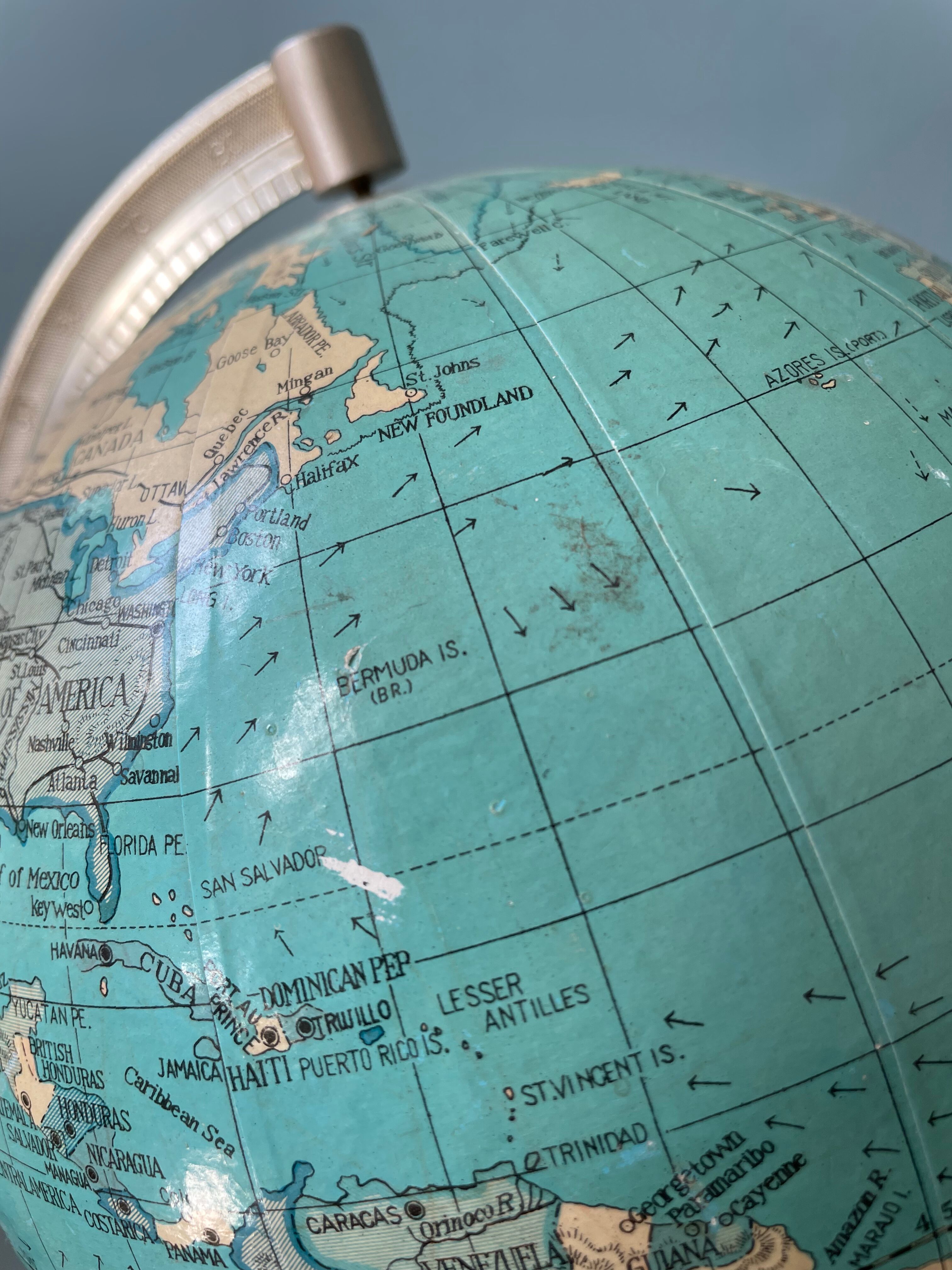 Globe terrestre vintage KED