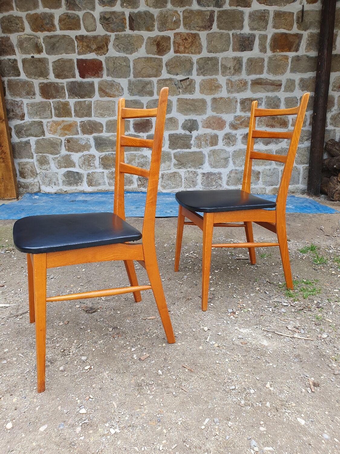 Set of 6 teak chairs and imitation black leather an 60 scandinavian design